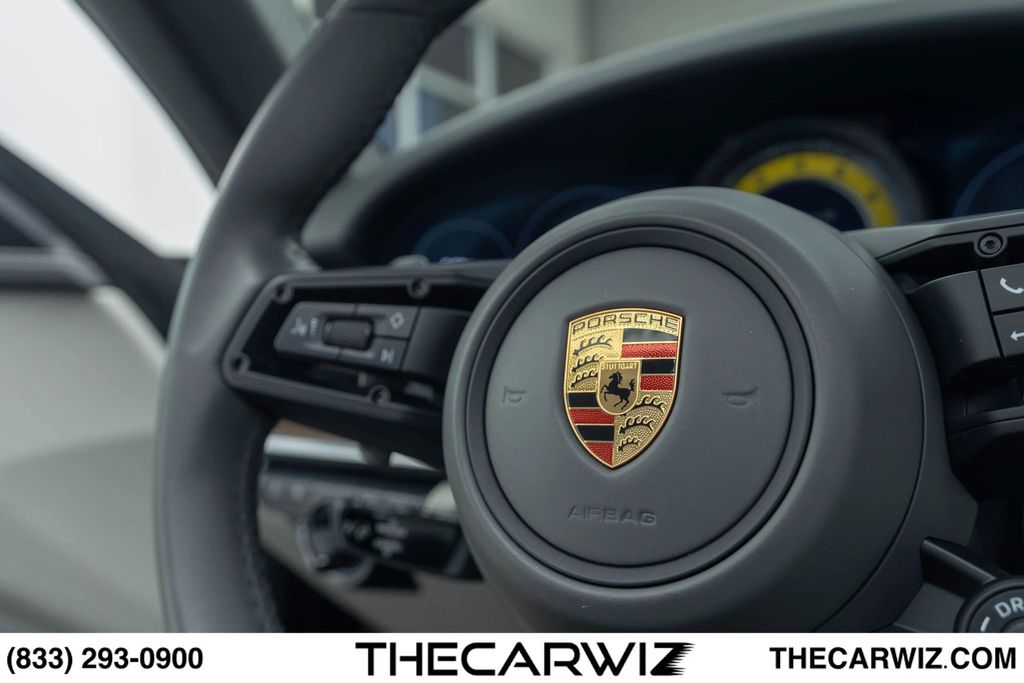2023 Porsche 911
