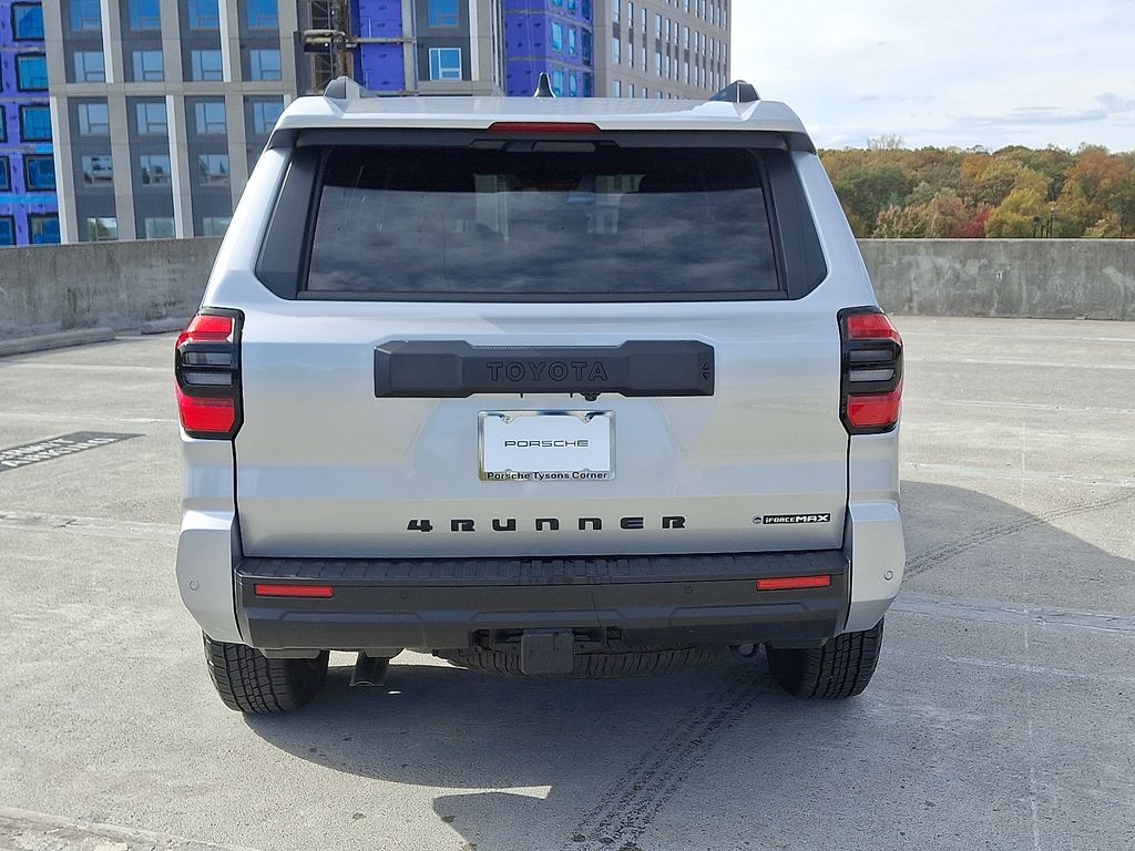 Thumbnail: 2025 Toyota 4Runner - 9