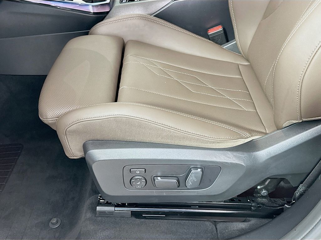 Thumbnail: 2025 BMW X3 - 19