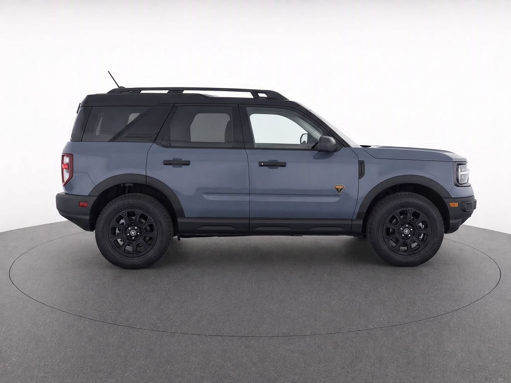 New 2026 Azure Gray Metallic Tri-Coat Ford Badlands® image 8