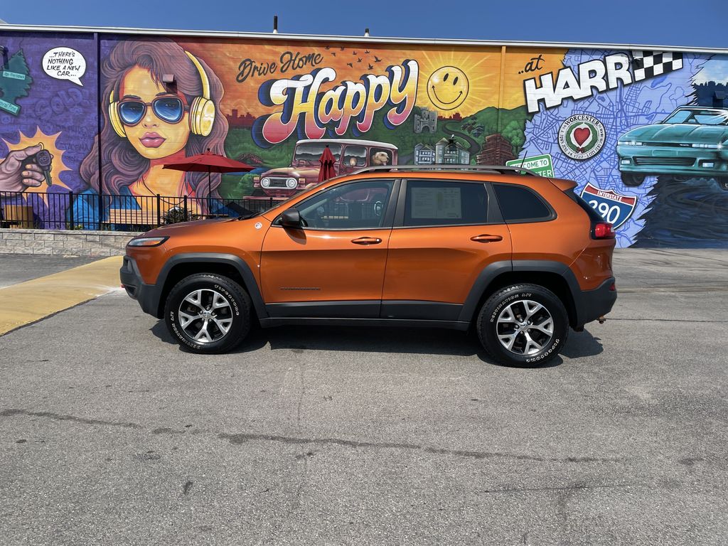 Used 2016 Jeep Cherokee SUV