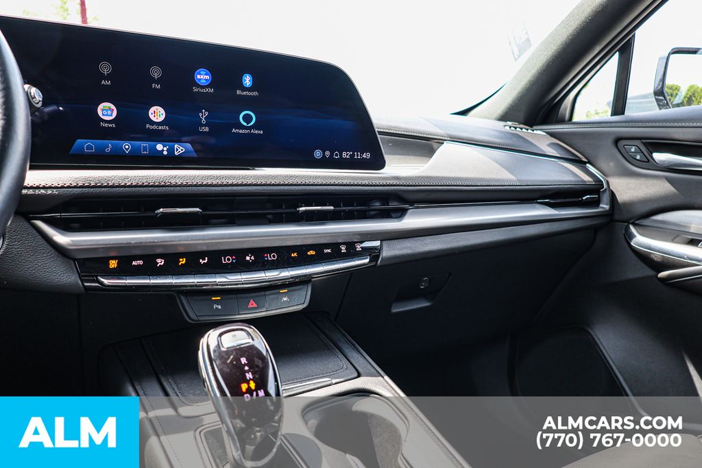 Used 2024 Silver Cadillac Premium Luxury image 39