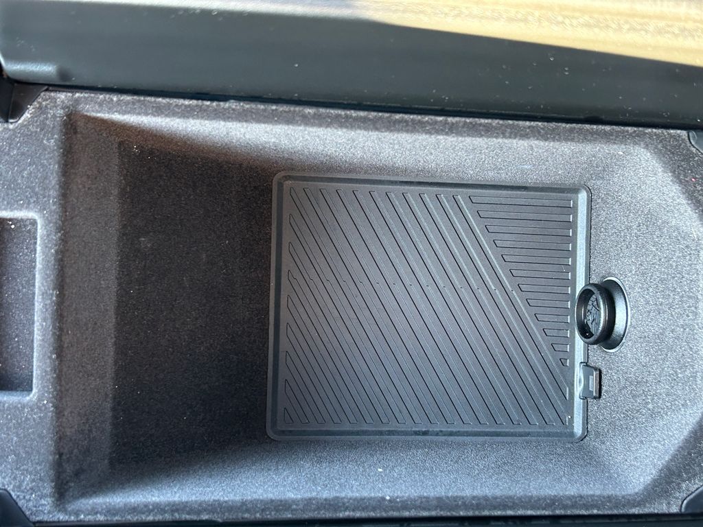 Thumbnail: 2025 BMW 5 Series - 29