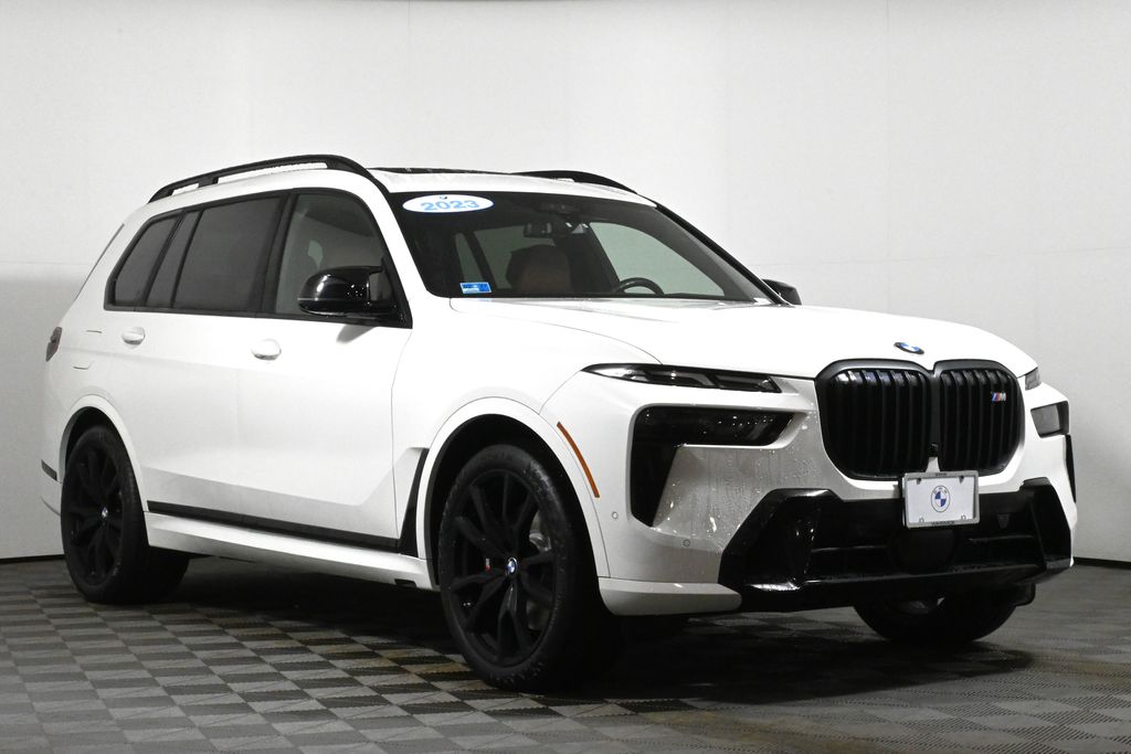 2023 BMW X7 M60i 9