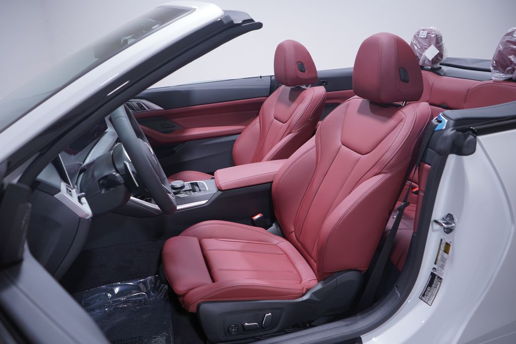 Thumbnail: 2026 BMW 4 Series - 11