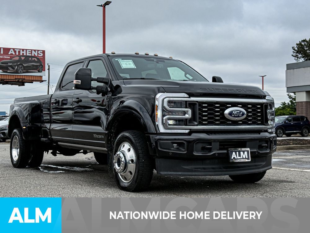 Used 2025 Black Ford Platinum image 4