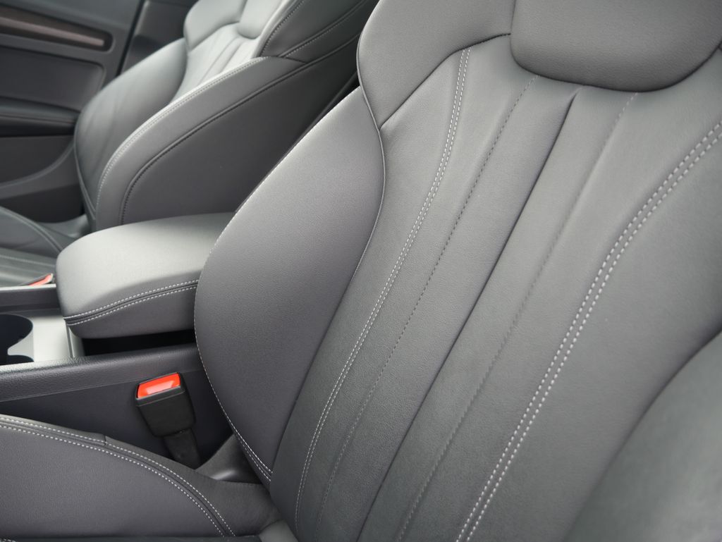 Thumbnail: 2023 Audi Q5 - 21