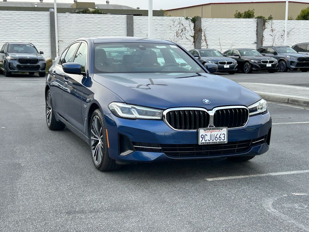 Thumbnail: 2022 BMW 5 Series - 7