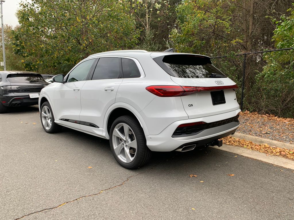 Thumbnail: 2025 Audi Q5 - 5