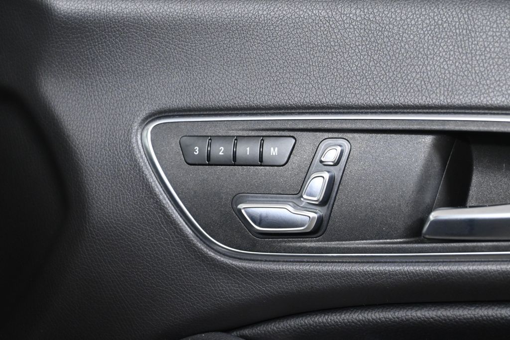 2019 Mercedes-Benz CLA 250 28