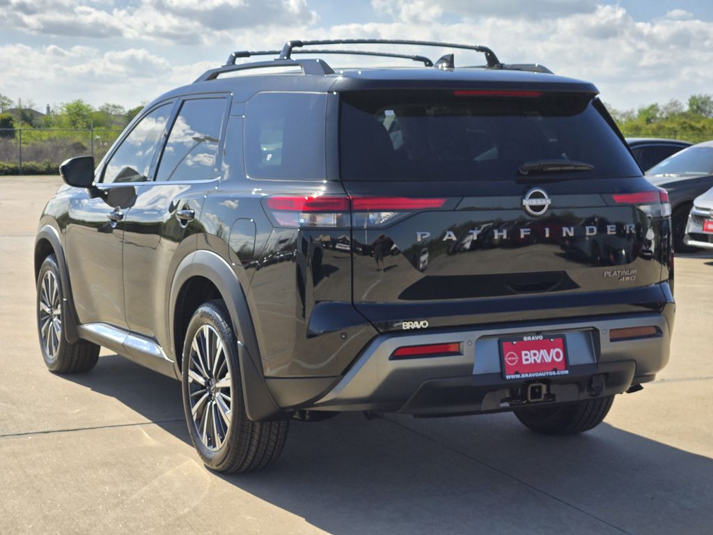 2026 Nissan Pathfinder Platinum - 3