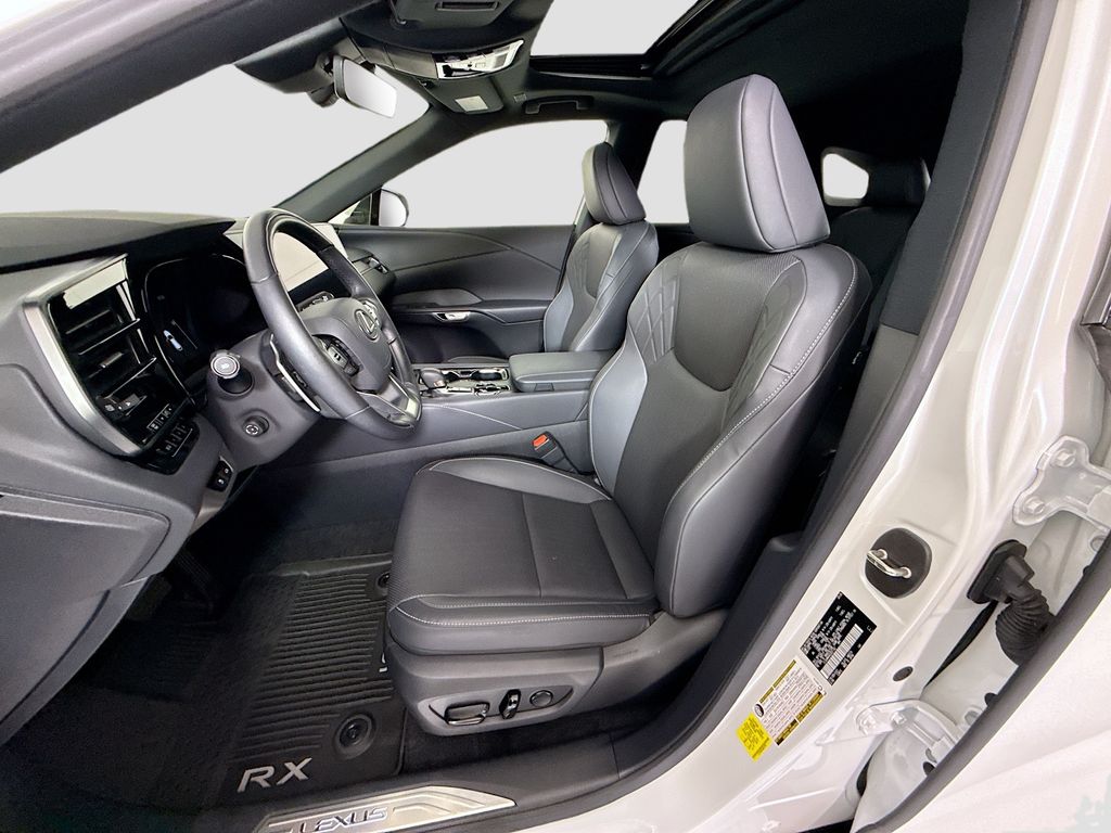 Thumbnail: 2025 Lexus RX - 19