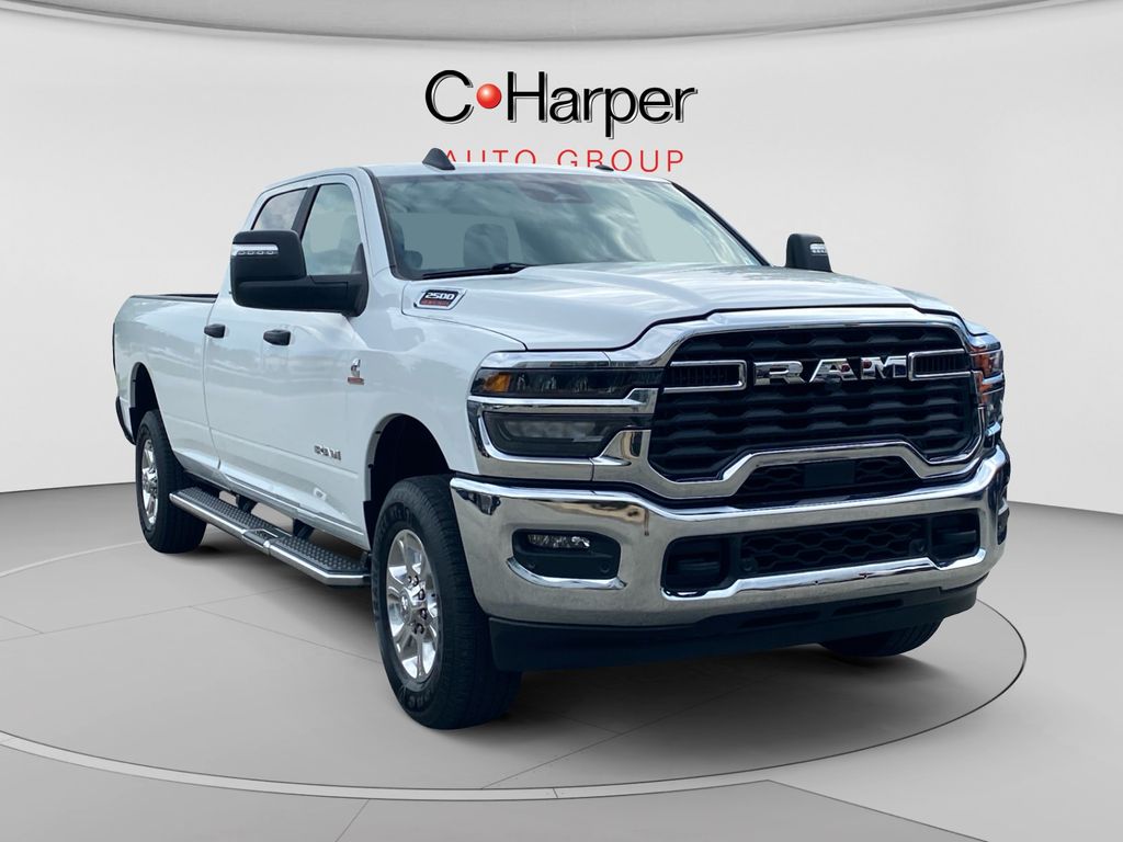 Bright White Clearcoat 2026 RAM 2500 Pickup Truck Four-Wheel Drive 8-Speed Automatic