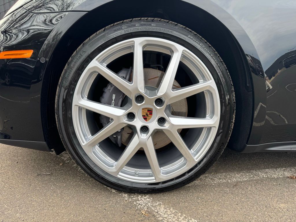 2025 Porsche Panamera  5
