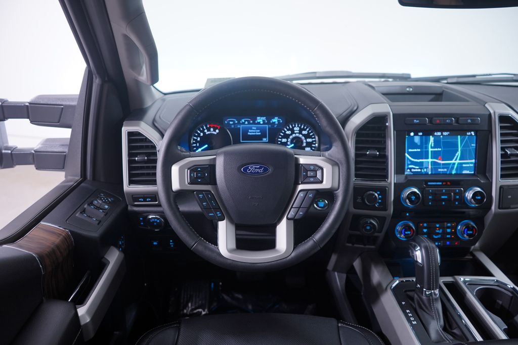 2018 Ford F-150 Lariat 10