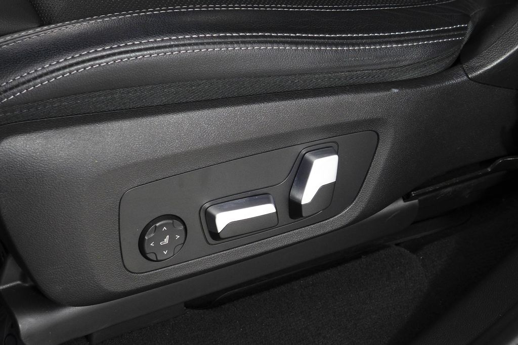 Thumbnail: 2022 BMW X3 - 23