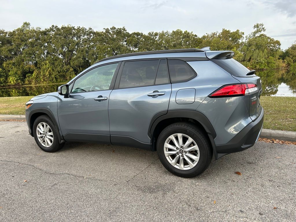 Thumbnail: 2024 Toyota Corolla Cross - 3