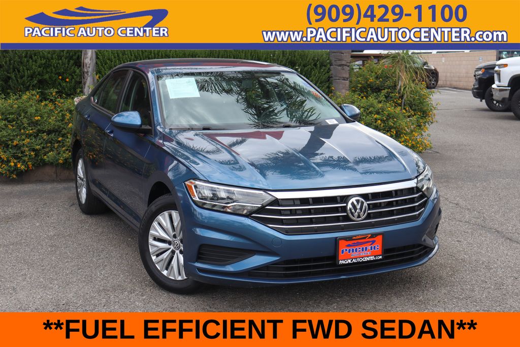Silk 2020 Volkswagen Jetta Sedan Front-Wheel Drive 8-Speed Automatic
