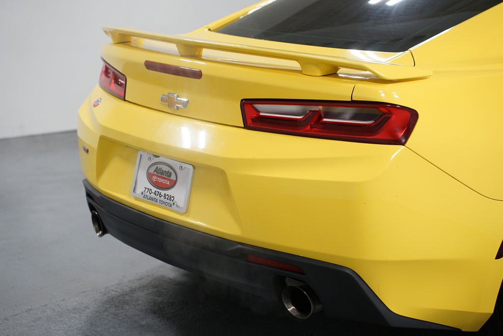 Thumbnail: 2018 Chevrolet Camaro - 9