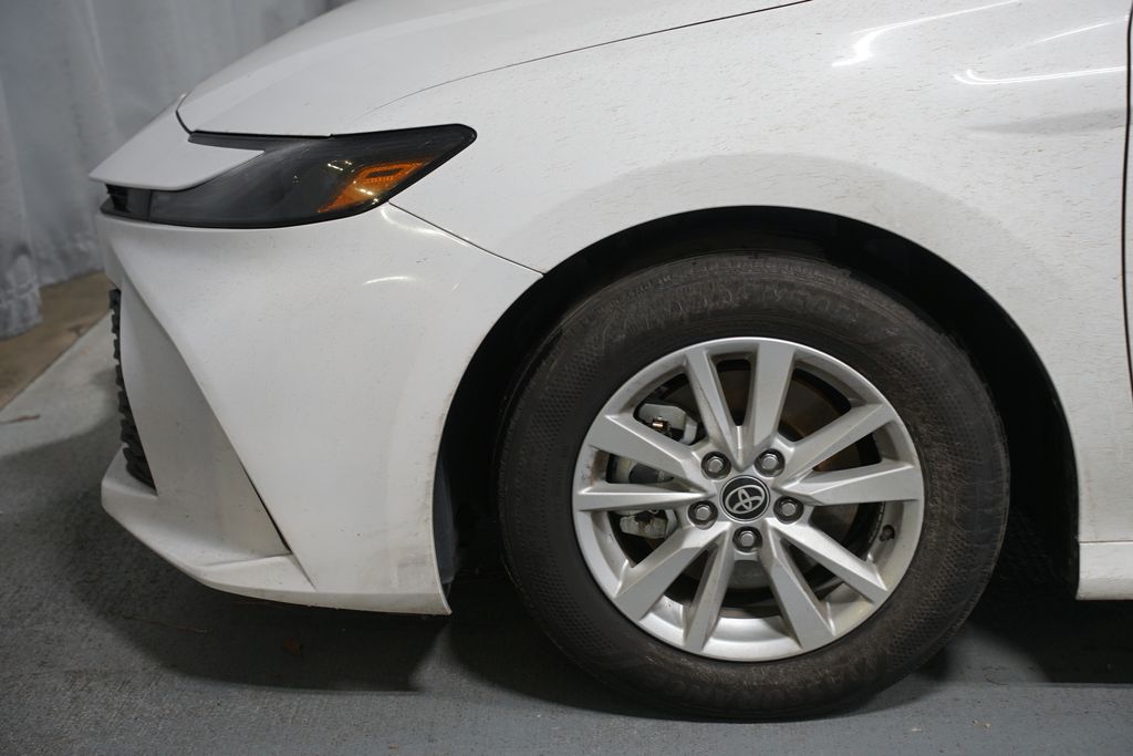 Thumbnail: 2025 Toyota Camry - 5