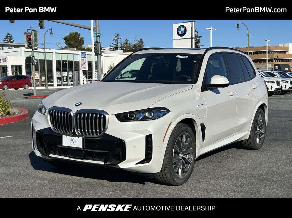 Thumbnail: 2026 BMW X5 - 1