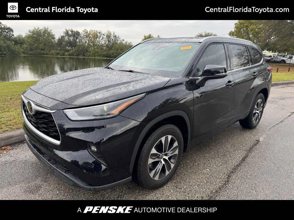 2022 Toyota Highlander XLE -
                Orlando, FL