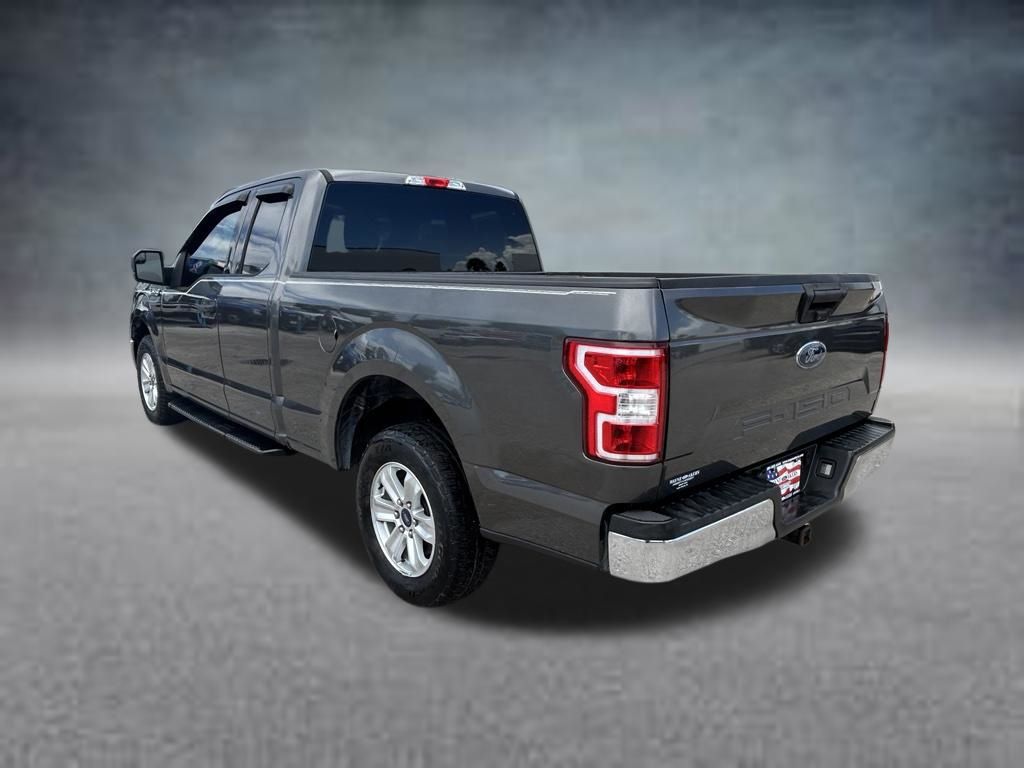 Used 2018 Gray Ford XLT image 7