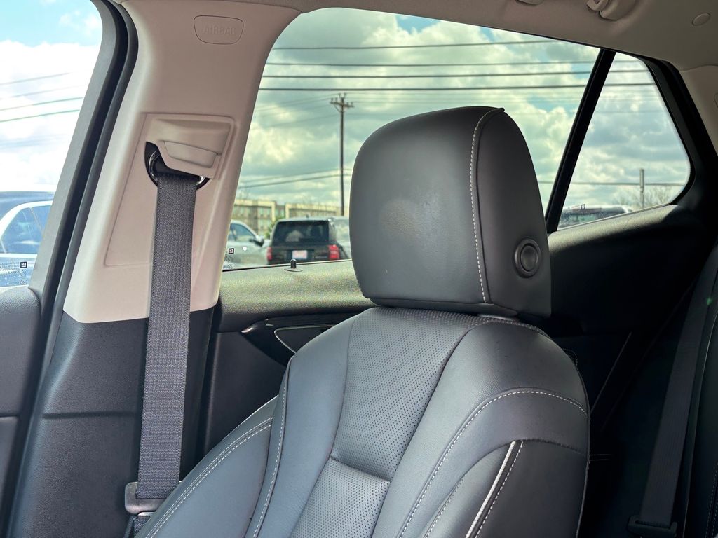 Used Car 2022 Buick Envision  Essence For Sale Under $30,000 In Austin, Texas