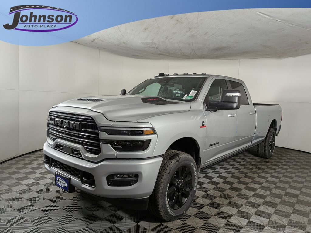 2026 RAM 3500 Laramie Crew Cab LB 4WD