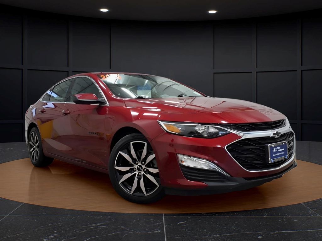 Cajun Red Tintcoat 2020 Chevrolet Malibu RS FWD Sedan Front-Wheel Drive Continuously Variable Transmission