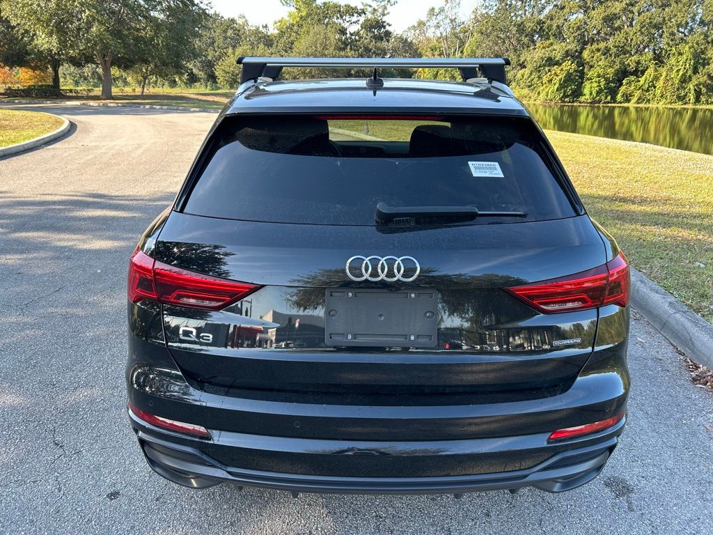 Thumbnail: 2022 Audi Q3 - 4