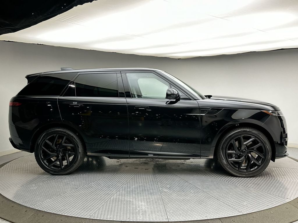 Thumbnail: 2027 Land Rover Range Rover Sport - 4