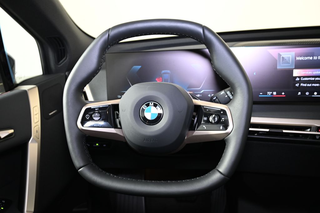 Thumbnail: 2026 BMW iX - 17