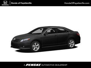 2011 Toyota Camry SE Hero Image