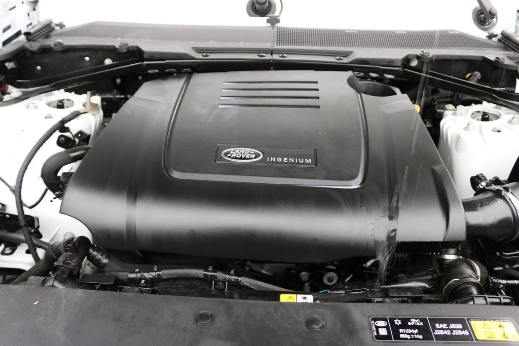 Used Car 2025 Land Rover Defender 110  S For Sale Under $70,000 In Austin, Texas