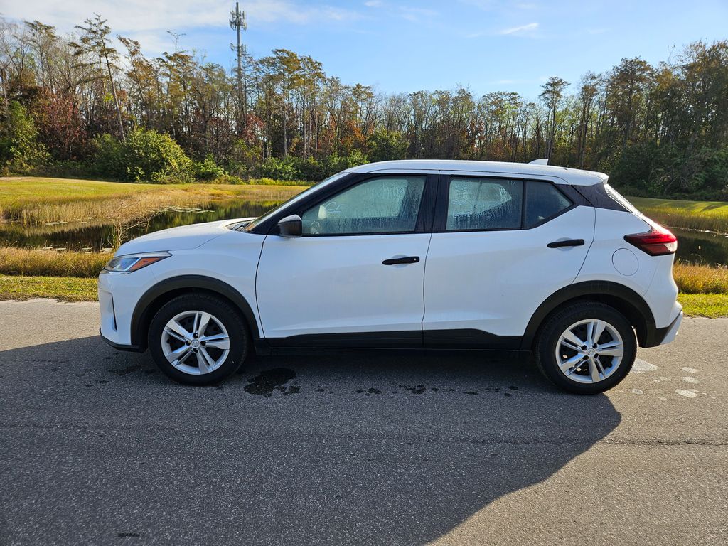 2021 Nissan Kicks S 2