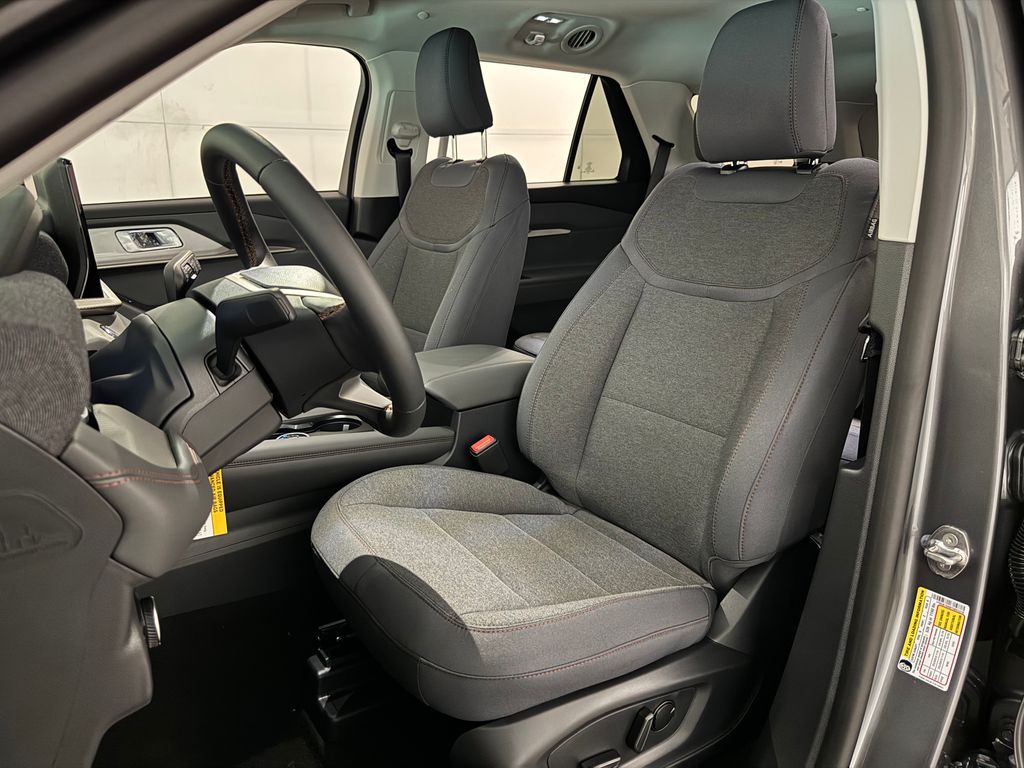 New 2026 Gray Ford Active image 26