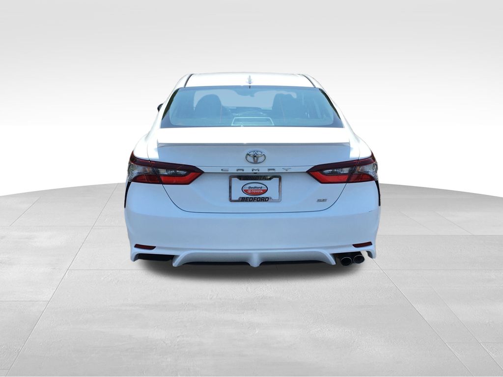 2023 Toyota Camry SE 4