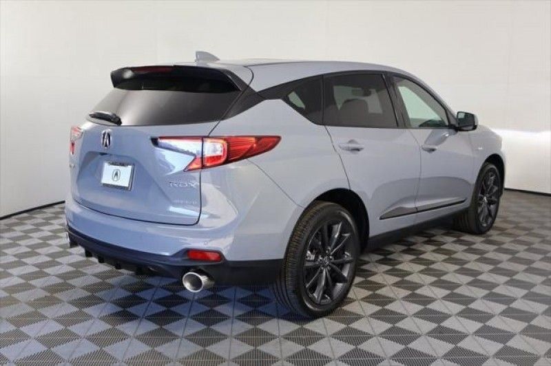 Thumbnail: 2026 Acura RDX - 2