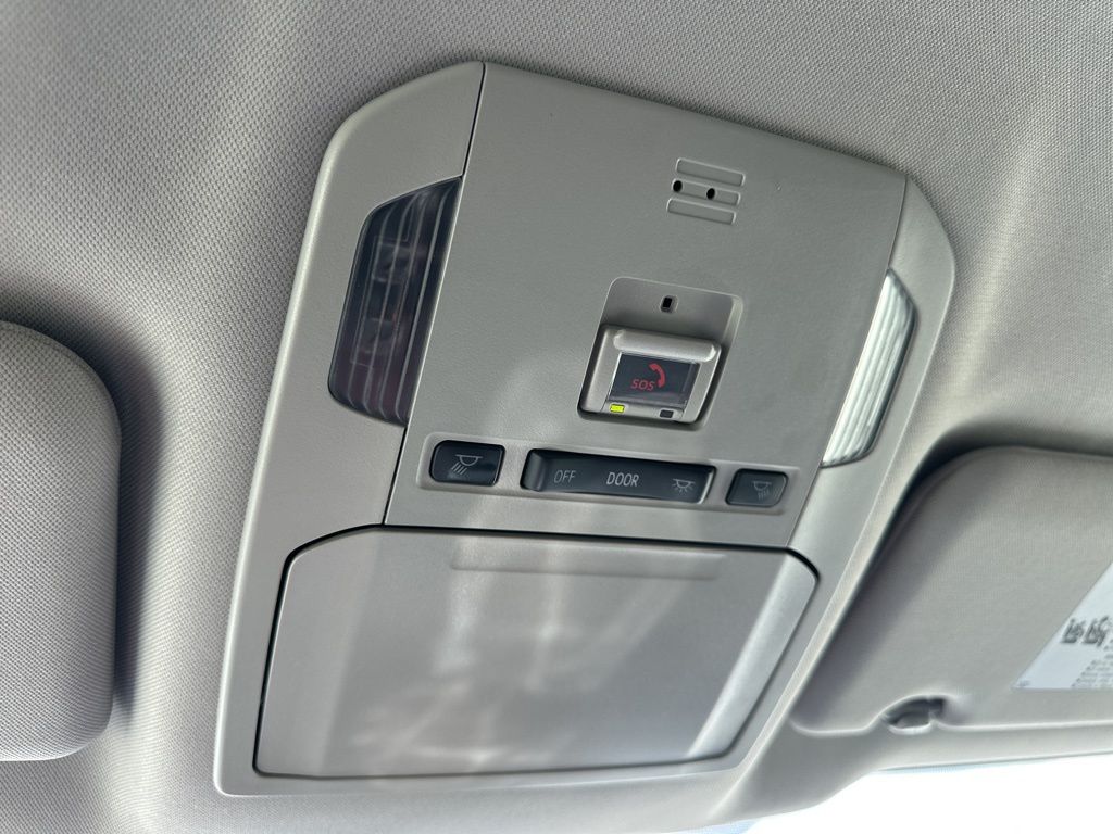 2023 Celestial Silver Metallic Toyota Highlander LE FWD SUV