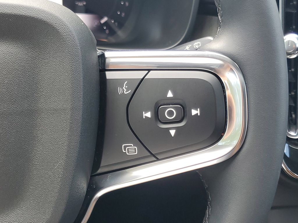 used 2024 Volvo XC40 car, priced at $27,899