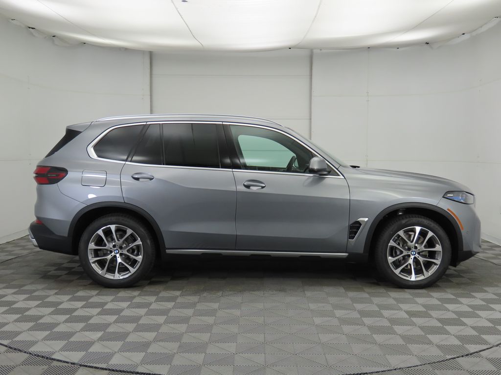 Thumbnail: 2026 BMW X5 - 5
