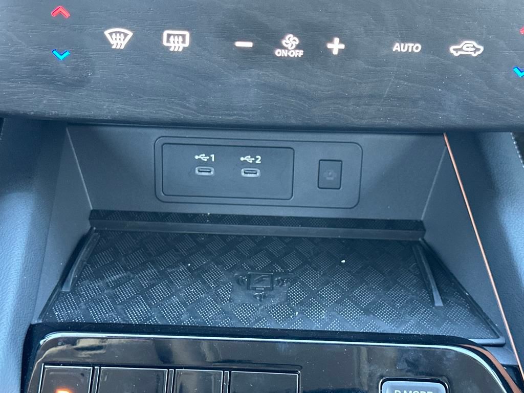 2025 Nissan Murano Platinum photo