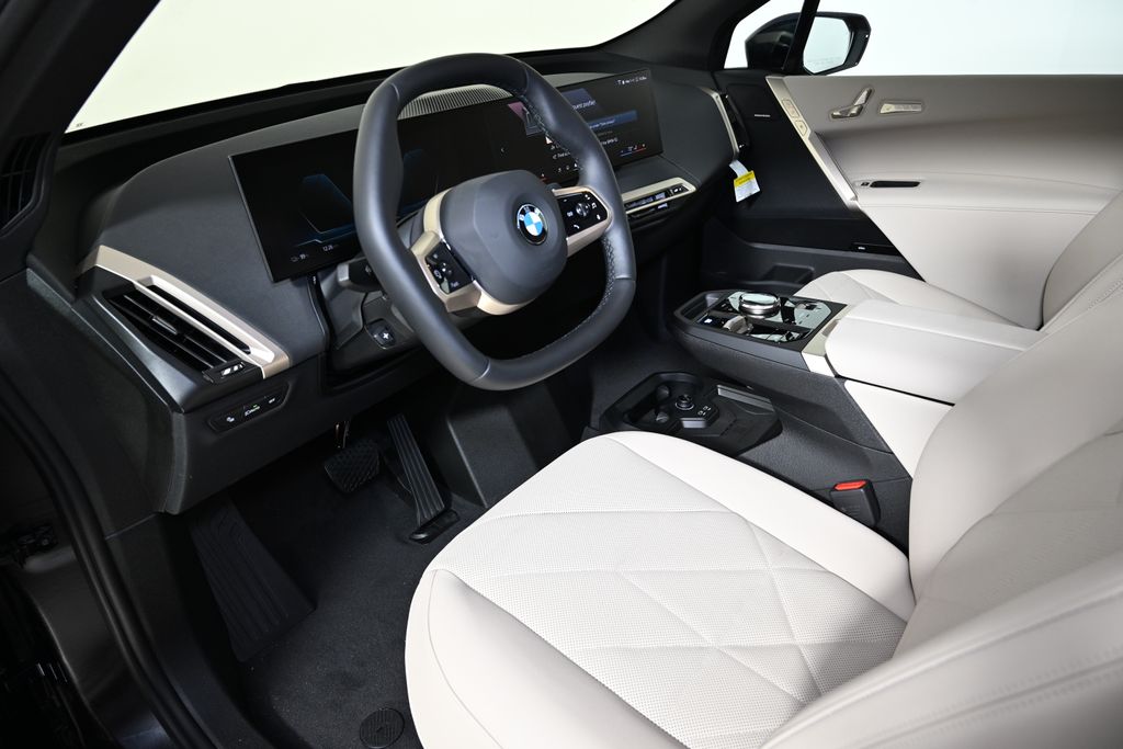 Thumbnail: 2026 BMW iX - 15