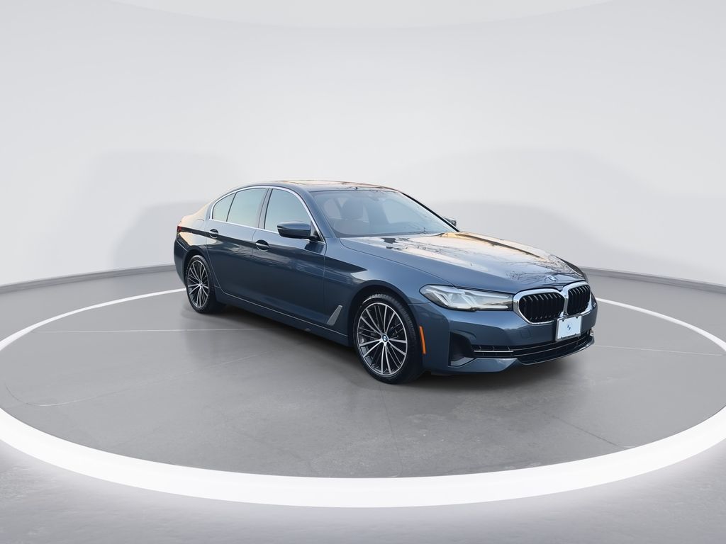 Thumbnail: 2023 BMW 5 Series - 2