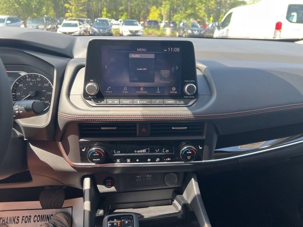 2025 Everest White Pearl Nissan Rogue Rock Creek AWD SUV