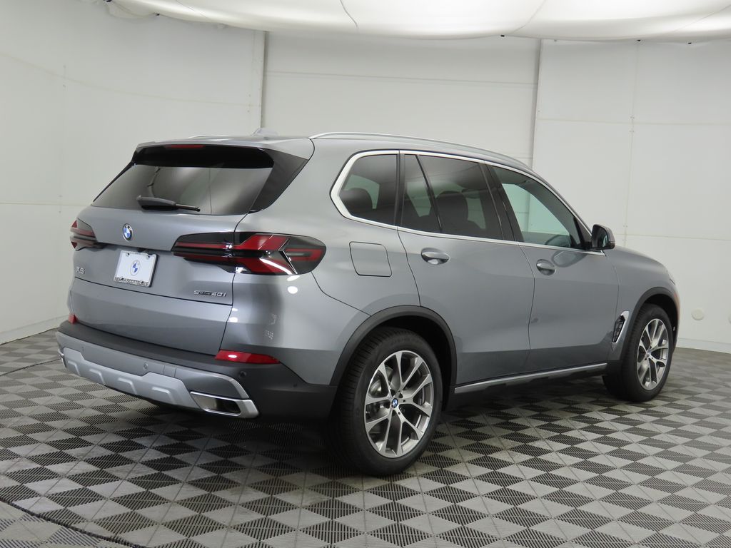 Thumbnail: 2026 BMW X5 - 6
