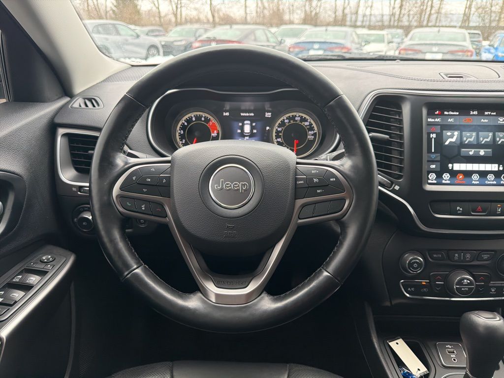 Thumbnail: 2021 Jeep Cherokee - 12