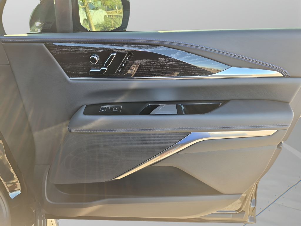 Used Car 2025 Cadillac Escalade Iq  Sport 1 For Sale Under $110,000 In Austin, Texas