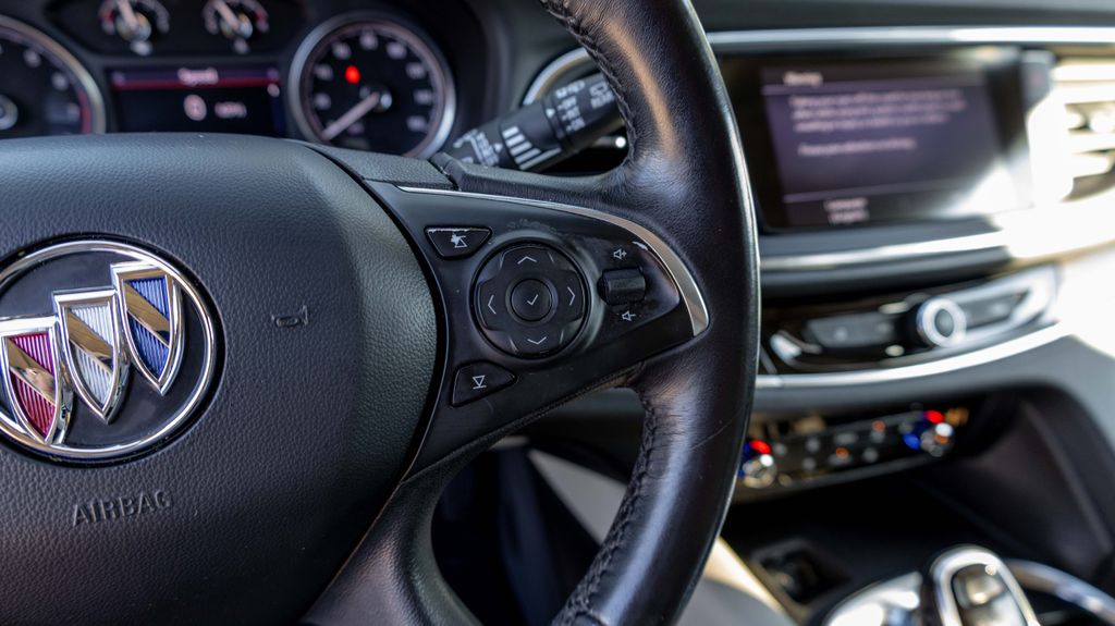 Used 2020 Buick Enclave Essence 4D Sport Utility